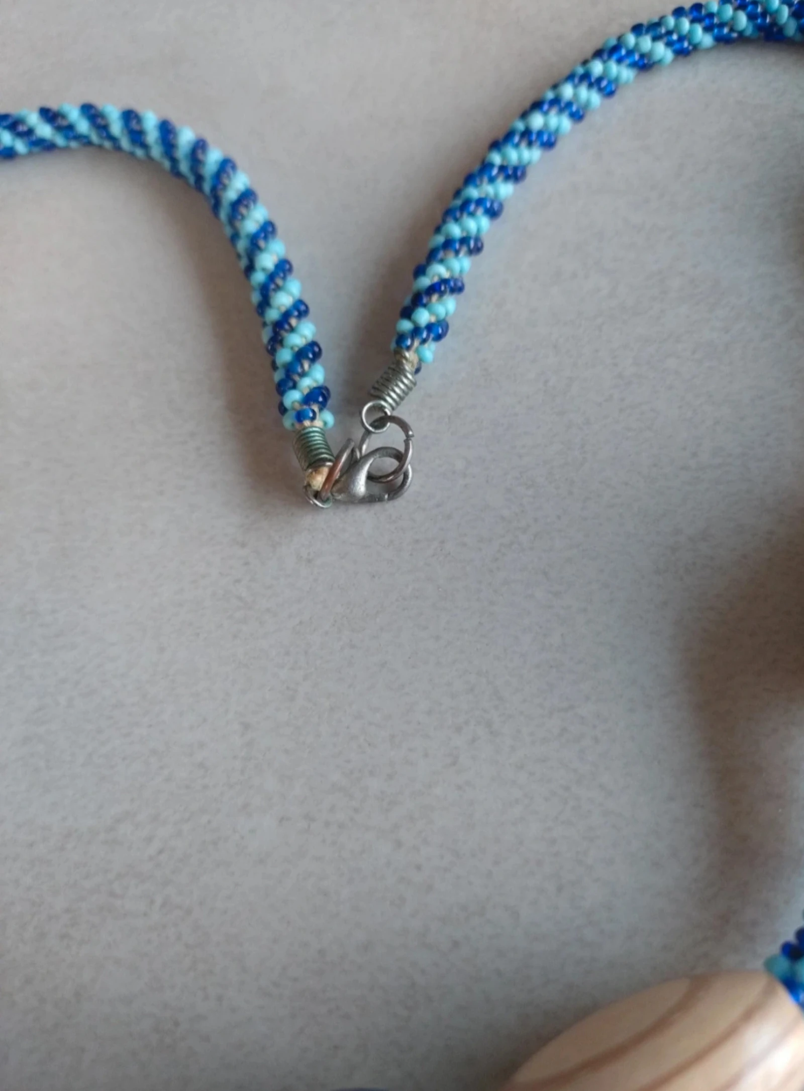 Blue chain small beads, wooden beads – photo 3